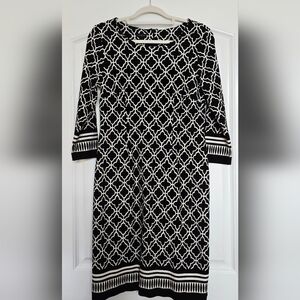 Talbots Dress Womens Size 10 Black White Stretch Ponte Knit Geo Print Sheath.